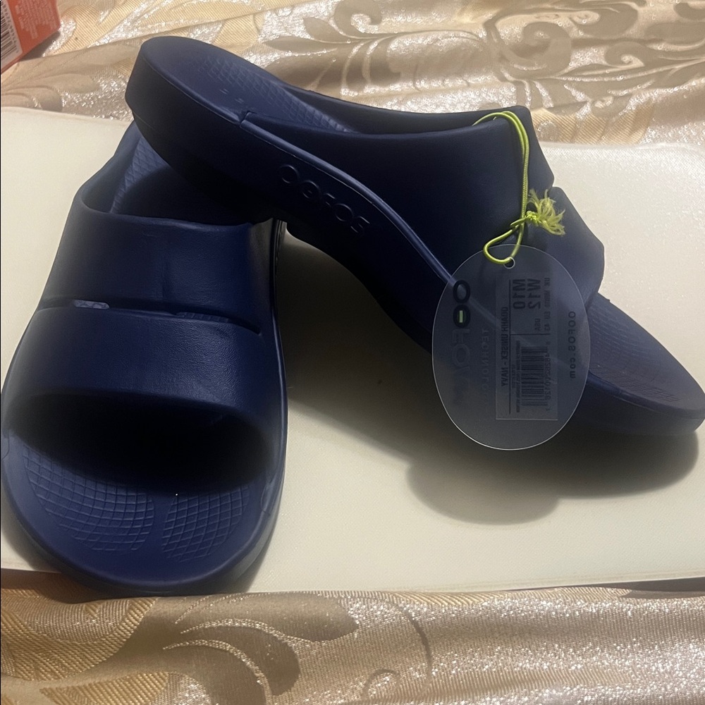 “NEW WITH TAGS” Oofos 00AHH UNISEX NAVY Blue comfortable Slides - Picture 3 of 8